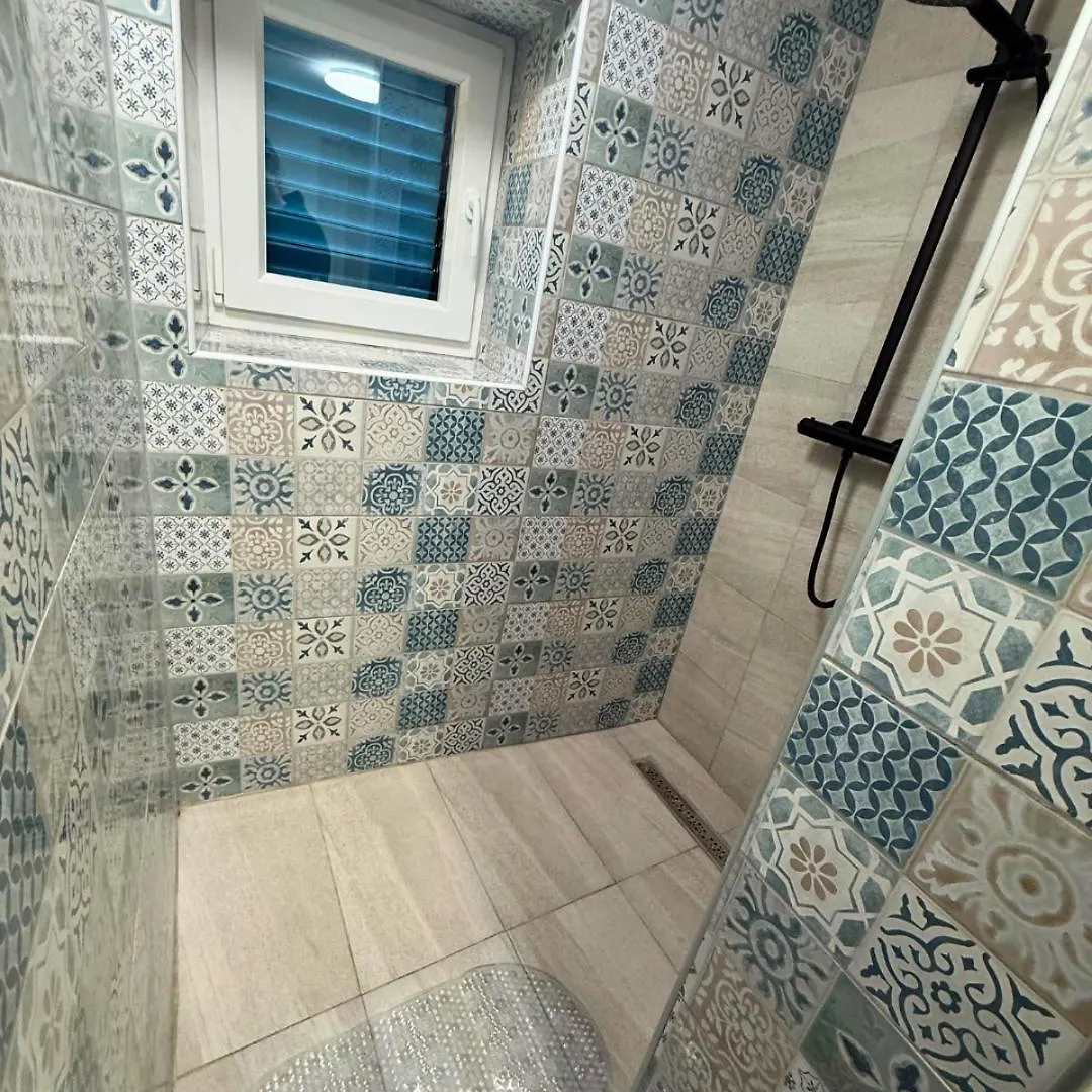 بيت للعطل Vacation Home روفانجسكا